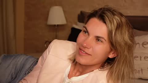 FeliciaKrige online show from 06-01-26, 08:21
