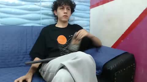 Snapshot of felipe_browns chatting on 01-12-25, 01:37 Felipe Browns online show from 01-12-25, 01:37