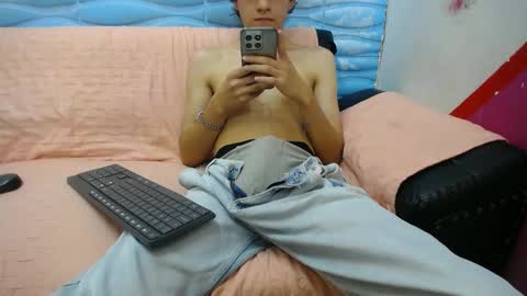 Snapshot of felipe_browns chatting on 03-12-25, 02:12 Felipe Browns online show from 03-12-25, 02:12
