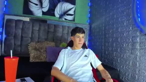 felipe fiire online show from 06-14-26, 07:49