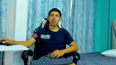 felipehot_gonzales online show from 09-28-25, 12:43