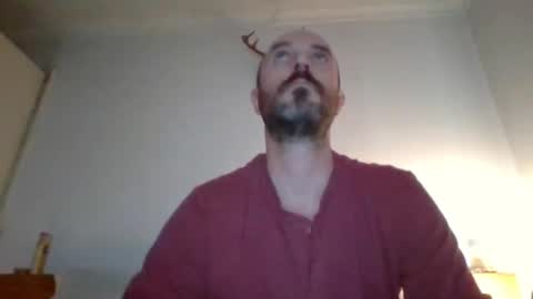 felipesmg2 online show from 10-04-25, 04:27