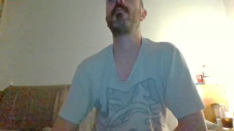 felipesmg2 online show from 10-26-25, 05:52