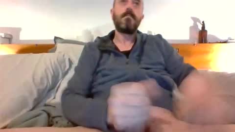 felipesmg2 online show from 05-15-26, 03:19