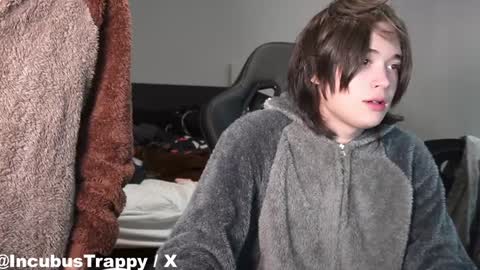 felix0420 online show from 12-31-24, 07:10