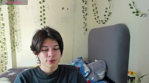 Felix leex online show from 12-20-24, 08:23