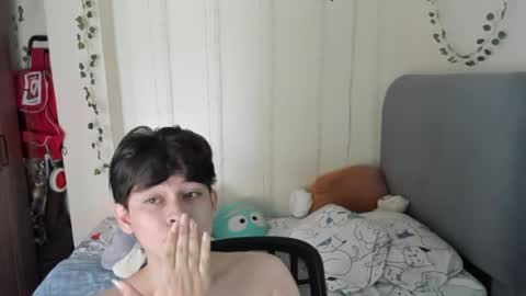 Snapshot of felix_leex chatting on 02-18-26, 07:32 Felix leex online show from 02-18-26, 07:32