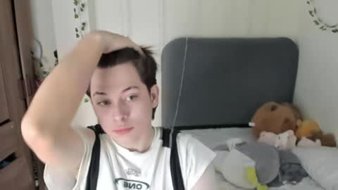 Snapshot of felix_leex chatting on 03-30-26, 07:15 Felix leex online show from 03-30-26, 07:15