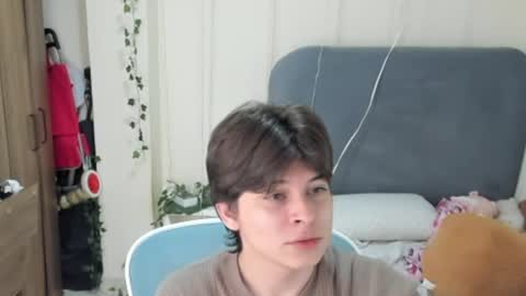Snapshot of felix_leex chatting on 06-21-26, 06:54 Felix leex online show from 06-21-26, 06:54