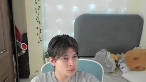Snapshot of felix_leex chatting on 07-15-26, 07:41 Felix leex online show from 07-15-26, 07:41