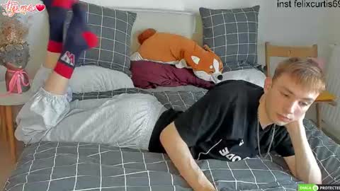 felixcurt online show from 06-22-26, 11:18