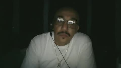 felixrlarios25 online show from 05-03-26, 03:34