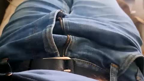 Snapshot of felixske chatting on 12-24-24, 02:01 felixske online show from 12-24-24, 02:01