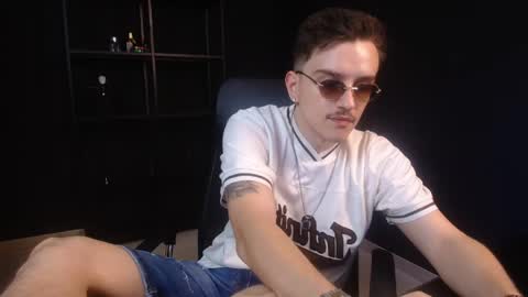 Snapshot of felixstark chatting on 06-09-26, 04:35 FelixStark online show from 06-09-26, 04:35
