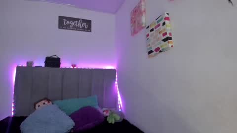 fem_boy6 online show from 12-18-24, 10:51