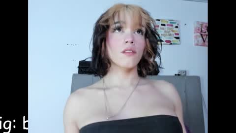 fem_boy6 online show from 01-06-25, 06:14