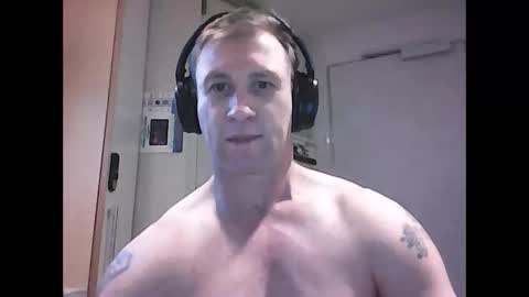 femalesonly1990 online show from 09-15-25, 11:32