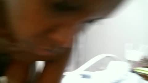 Snapshot of femaqueen chatting on 02-28-25, 01:25 Navil online show from 02-28-25, 01:25