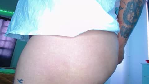 Snapshot of femboy666sixx_ chatting on 02-23-26, 12:02 GABY666 online show from 02-23-26, 12:02