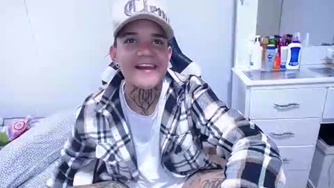 Snapshot of femboy666sixx_ chatting on 03-31-26, 01:00 GABY666 online show from 03-31-26, 01:00