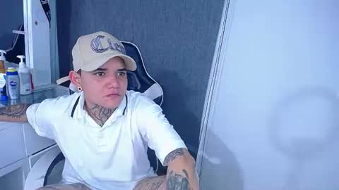 Snapshot of femboy666sixx_ chatting on 04-04-26, 12:35 GABY666 online show from 04-04-26, 12:35