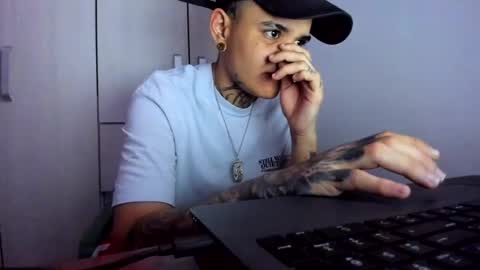 Snapshot of femboy666sixx_ chatting on 07-29-26, 11:08 GABY666 online show from 07-29-26, 11:08