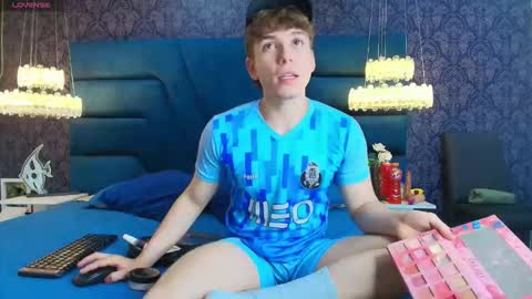 Femboy Max online show from 01-08-26, 11:45