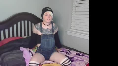 Dee online show from 10-02-25, 02:40