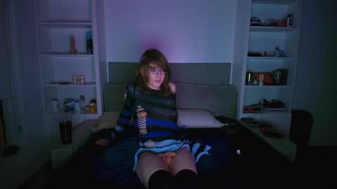 femboyflowers online show from 12-14-25, 06:08