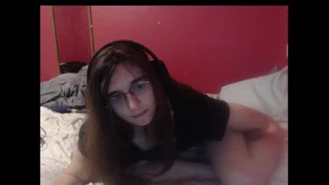 Snapshot of femboyfurfag chatting on 12-18-24, 12:40 jamie online show from 12-18-24, 12:40