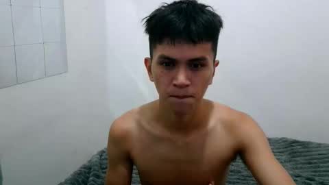 Snapshot of femboykael chatting on 10-21-25, 03:57 KAEL online show from 10-21-25, 03:57