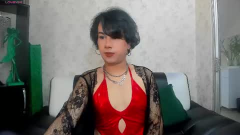 Snapshot of femcupid chatting on 06-24-26, 04:00 Im Lexi online show from 06-24-26, 04:00
