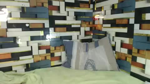 feminine_tsx online show from 11-16-25, 11:49