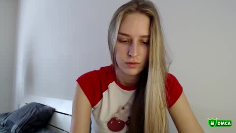 Femke online show from 10-14-25, 11:33