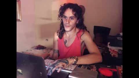 Snapshot of femmedaniel chatting on 10-19-25, 11:05 femmedaniel online show from 10-19-25, 11:05