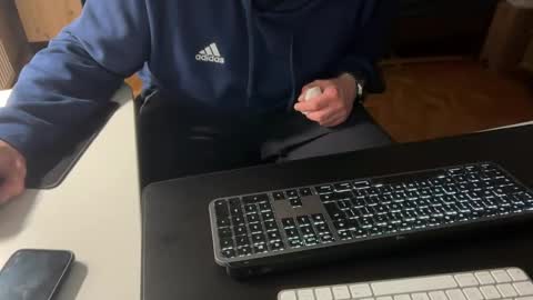 Snapshot of feniopl1 chatting on 02-18-26, 06:26 Bart online show from 02-18-26, 06:26