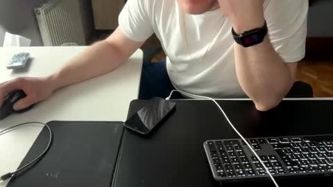 Snapshot of feniopl1 chatting on 03-02-26, 06:04 Bart online show from 03-02-26, 06:04