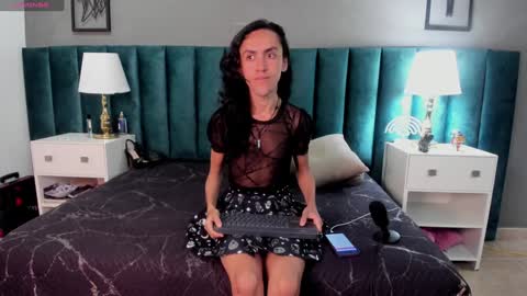 Karol online show from 12-29-24, 12:23