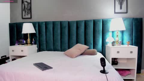 Karol online show from 01-06-25, 03:29