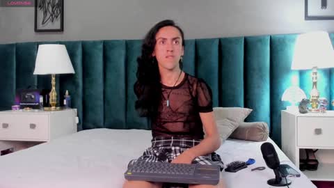 Karol online show from 01-07-25, 02:42