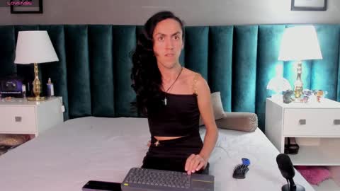 Karol online show from 01-08-25, 07:03