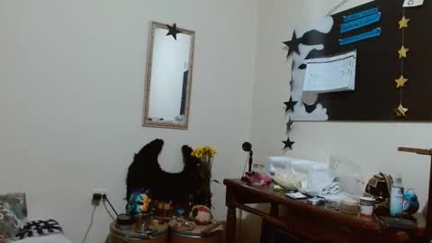 Fenix online show from 10-17-25, 06:32