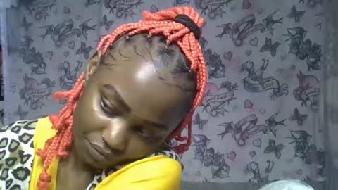 fentyafricana00 online show from 02-07-26, 08:40