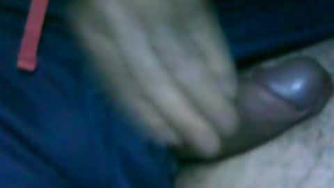 Snapshot of fer_2197 chatting on 10-17-25, 01:03 fer_2197 online show from 10-17-25, 01:03