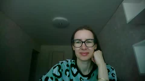 Snapshot of feraliss chatting on 05-24-26, 09:14 feraliss online show from 05-24-26, 09:14