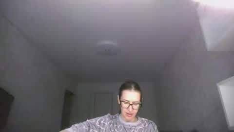 Snapshot of feraliss chatting on 06-09-26, 11:11 feraliss online show from 06-09-26, 11:11