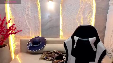 Ferchis  online show from 11-06-25, 01:23