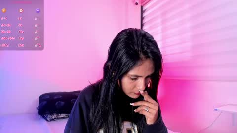fernanda_liie_ online show from 05-07-26, 12:54