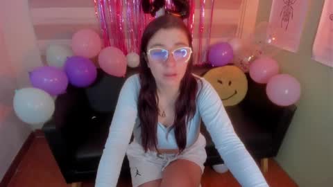 Fernanda Diaz online show from 01-11-25, 06:03