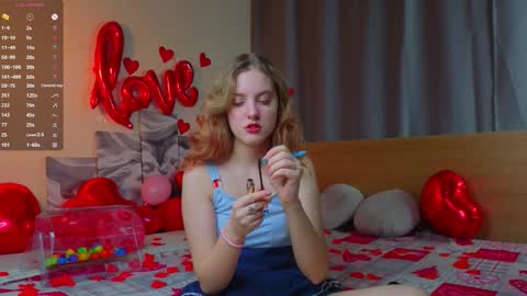 Snapshot of fernandafurfey chatting on 02-15-26, 01:13 Rachel online show from 02-15-26, 01:13